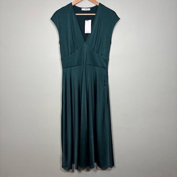 Mango MNG A-Line V-Neck Cap Sleeves Midi Satin Dress-Dark Green-Women Size 6 - Picture 2 of 7